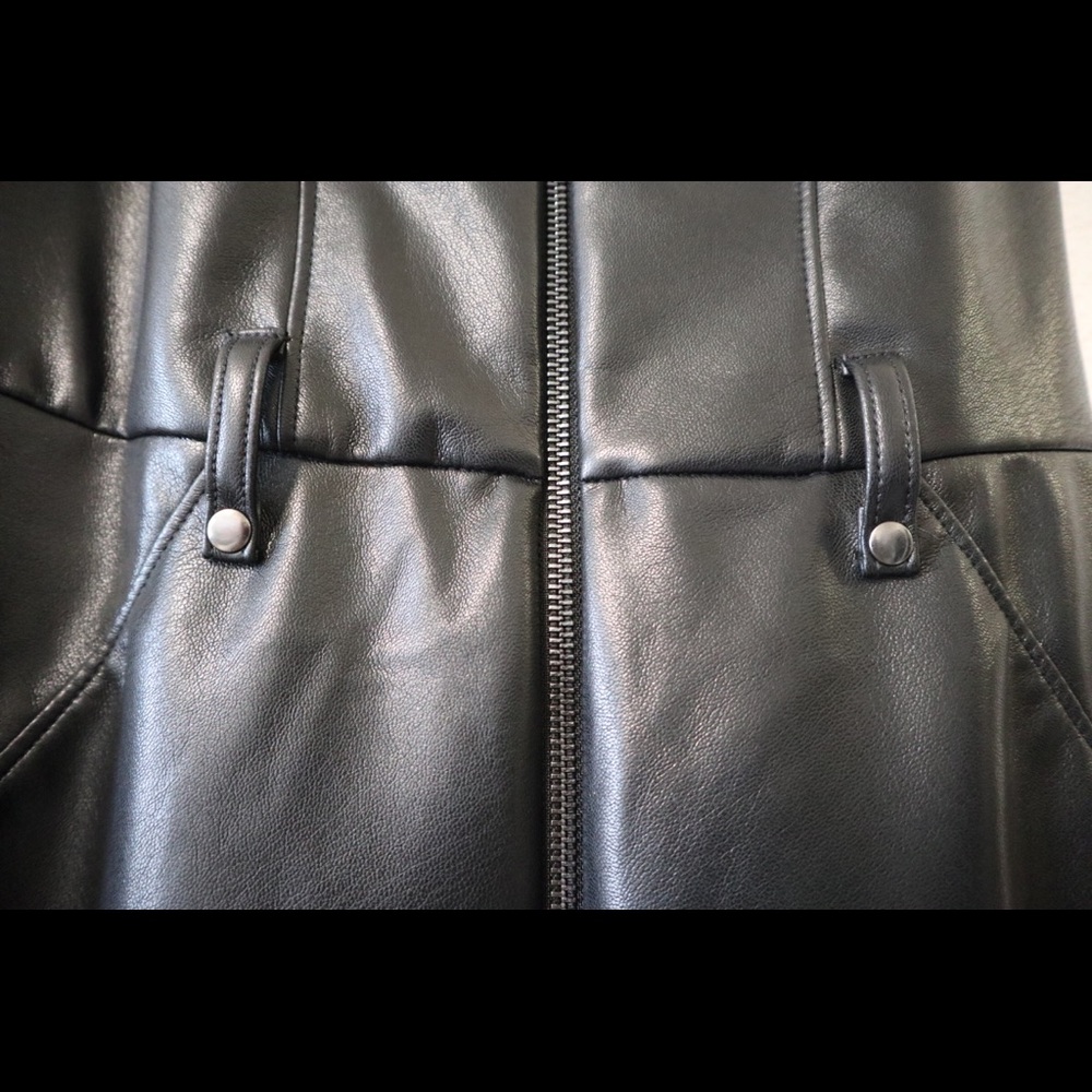 Sandra Jumpsuit - Picture 6 of 8
